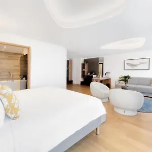 Golden Tulip Lyon Ouest Techlid & Limonest